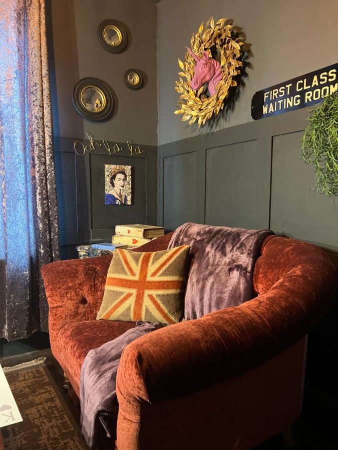 Brecon Town 3 Bedroom House Sleeps 6 Central Location Екстериор снимка